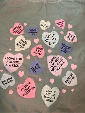 Living fully candy hearts crew neck